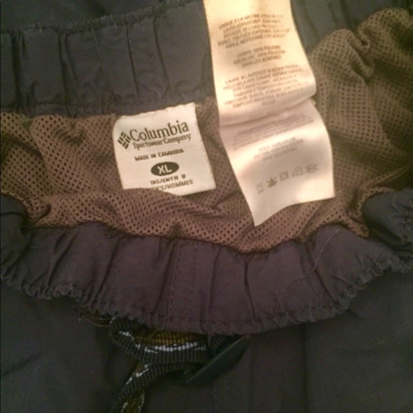 Columbia | Men's Flatwater Run Shorts - Picture 6 of 10